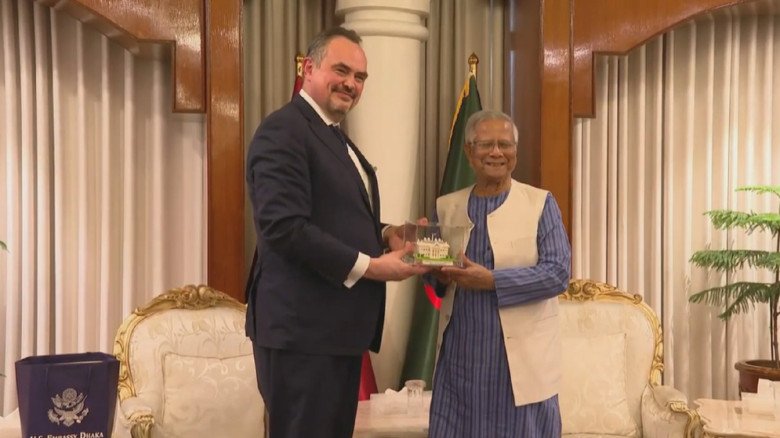 নির্বাচন ভবিষ্যতের মানদণ্ড হবে: মার্কিন রাষ্ট্রদূতকে প্রধান 