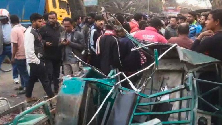 রাজশাহীতে বাস-অটোরিকশা সংঘর্ষে বিশ্ববিদ্যালয় শিক্ষার্থীসহ নিহত ৩...