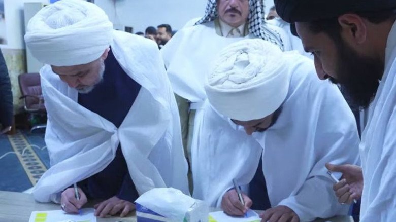 কাফনের কাপড় পরে আত্মঘাতী হামলার প্রস্তুতি, ইরান ইস্যুতে হুমক