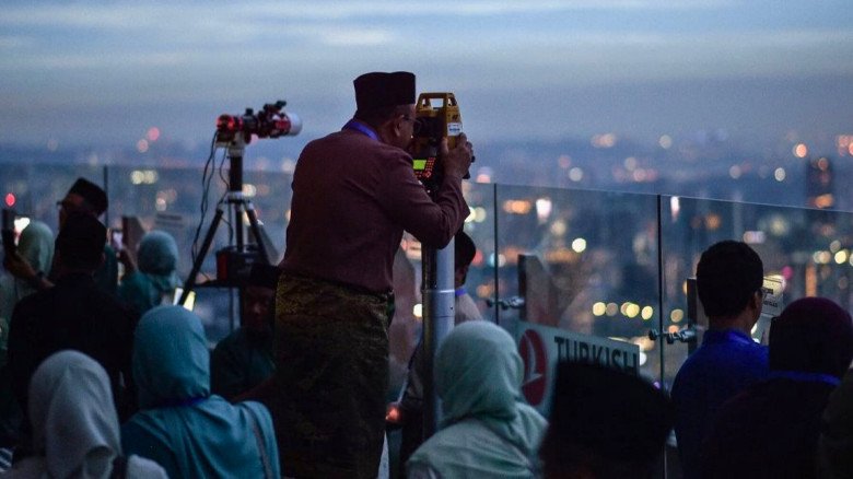 সৌদি আরবে রমজান শুরু, বাংলাদেশে রোজা শুরু হতে পারে বৃহস্পতিবার...